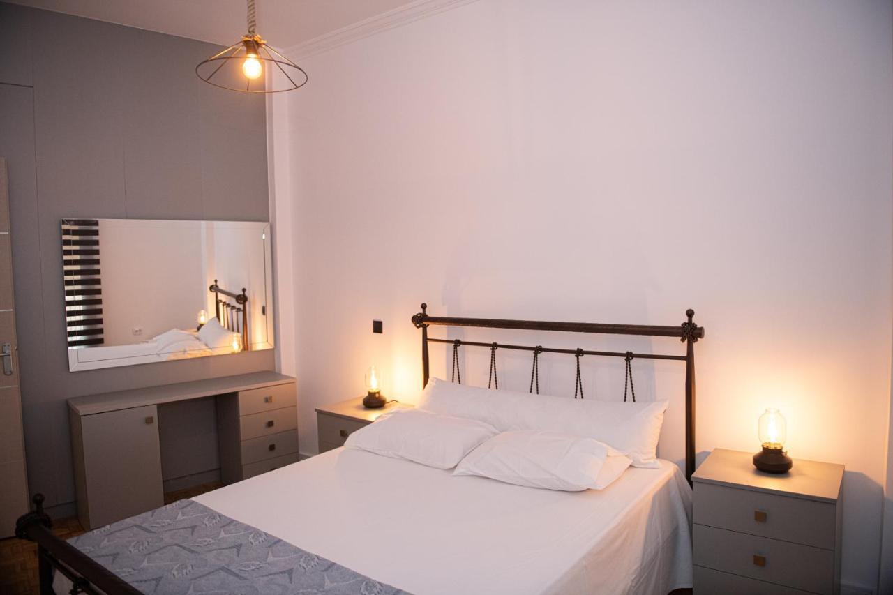 Sophia'S Place Пирей Экстерьер фото
